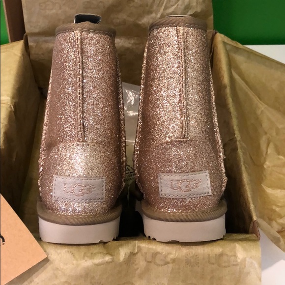 Ugg Kids Classic Short Gold Glitter Boot - Picture 3 of 5